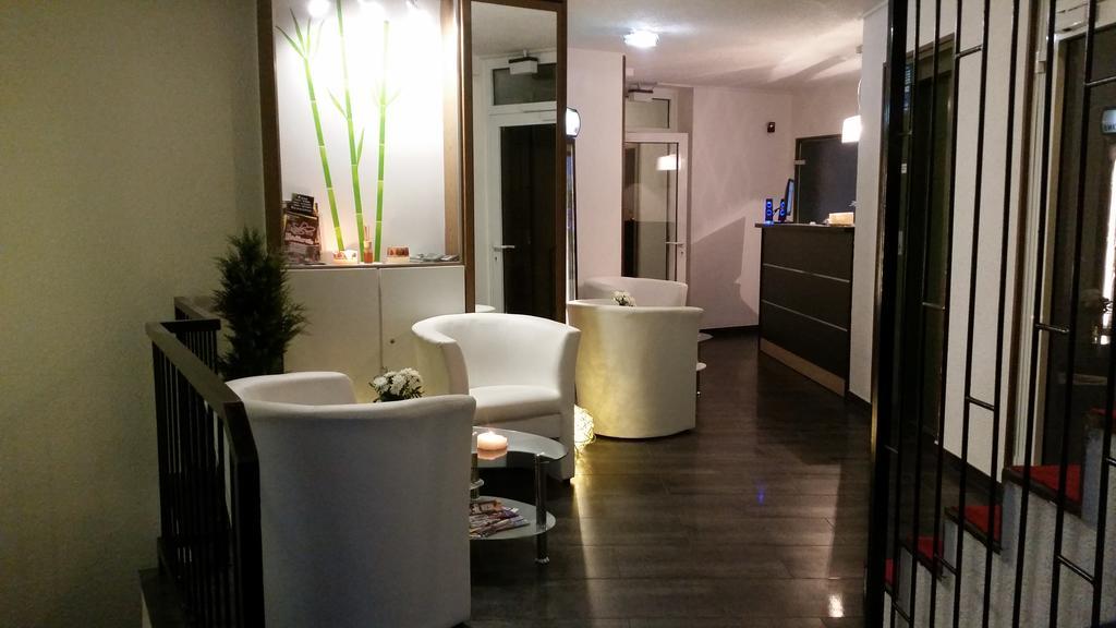 Kirchberg Hotel Garni Sarrebruck Chambre photo