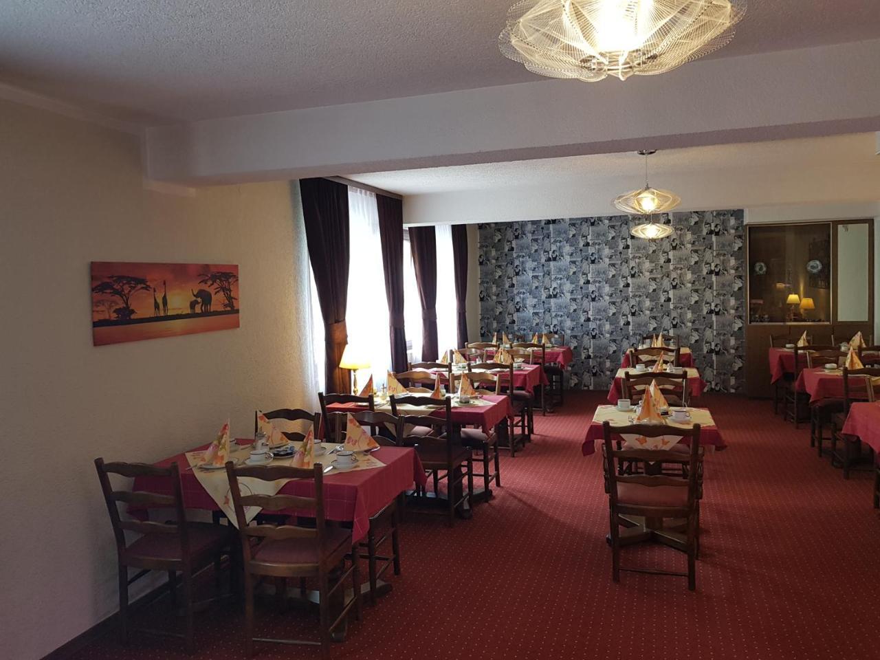 Kirchberg Hotel Garni Sarrebruck Extérieur photo