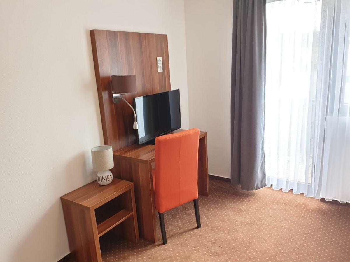 Kirchberg Hotel Garni Sarrebruck Extérieur photo