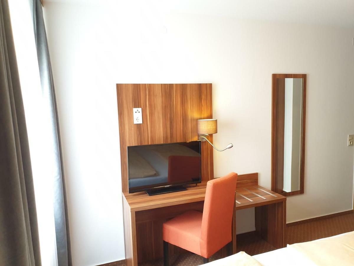 Kirchberg Hotel Garni Sarrebruck Extérieur photo